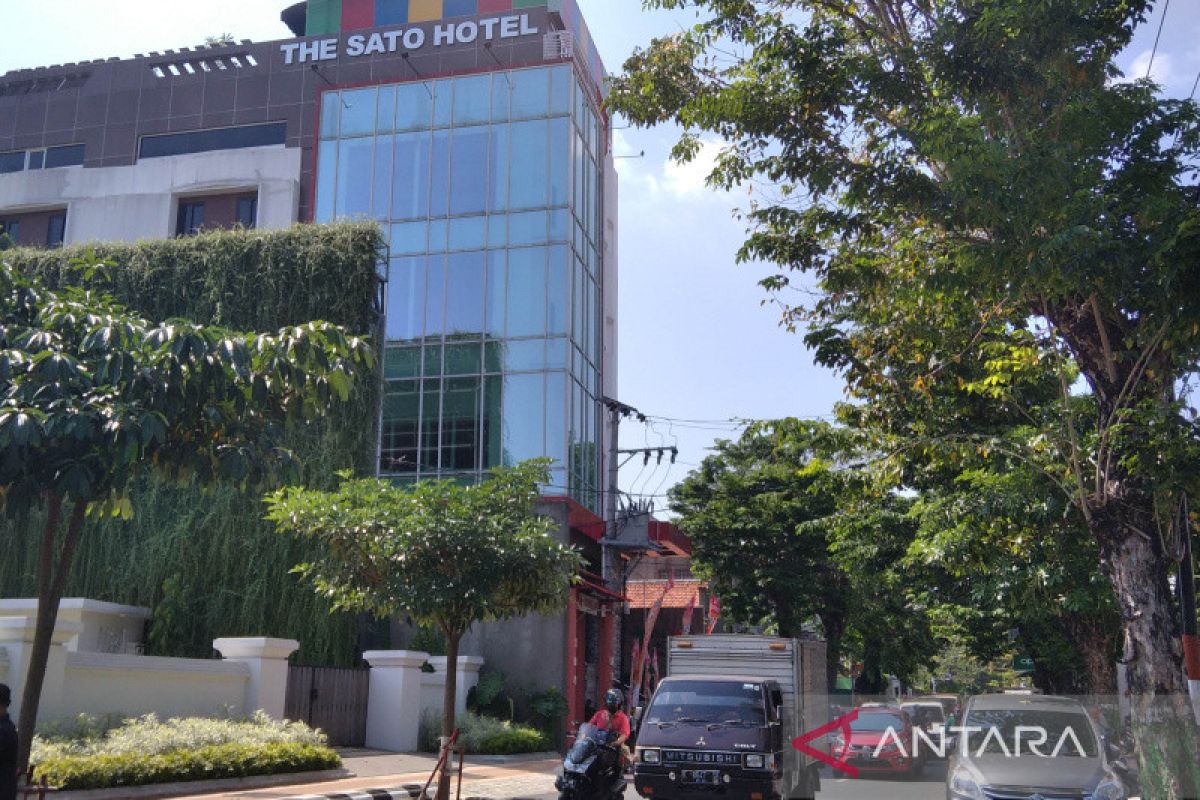 Hakim PTUN sidang lokasi terkait gugatan IMB Hotel Sato Kudus