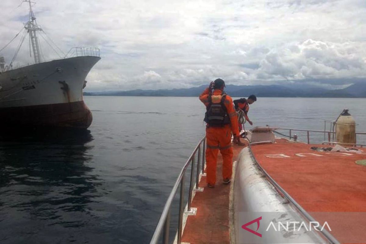 Basarnas cari KM Cendrawasih mati mesin di perairan Halsel