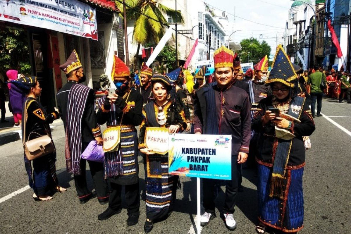 Bupati Pakpak Bharat hadiri pawai budaya HUT Kota Medan