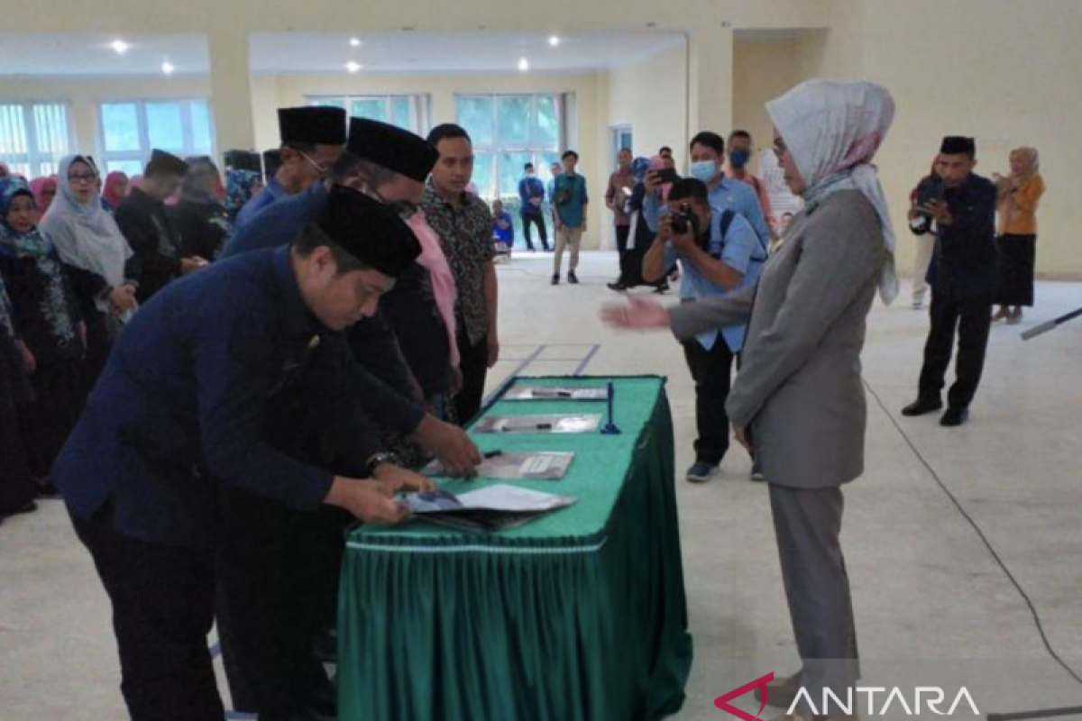 Wabup Bone Bolango  minta Kepala Sekolah terus berinovasi