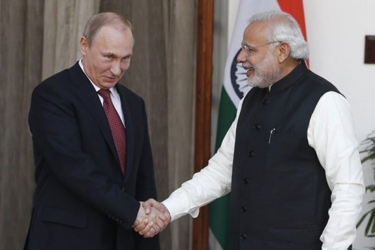 Vladimir Putin dan Modi bahas krisis Ukraina, hubungan ekonomi bilateral