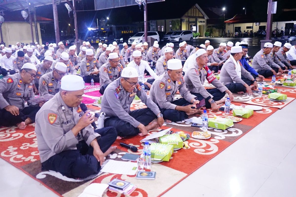 Peringati HUT, Polres Pidie doa bersama