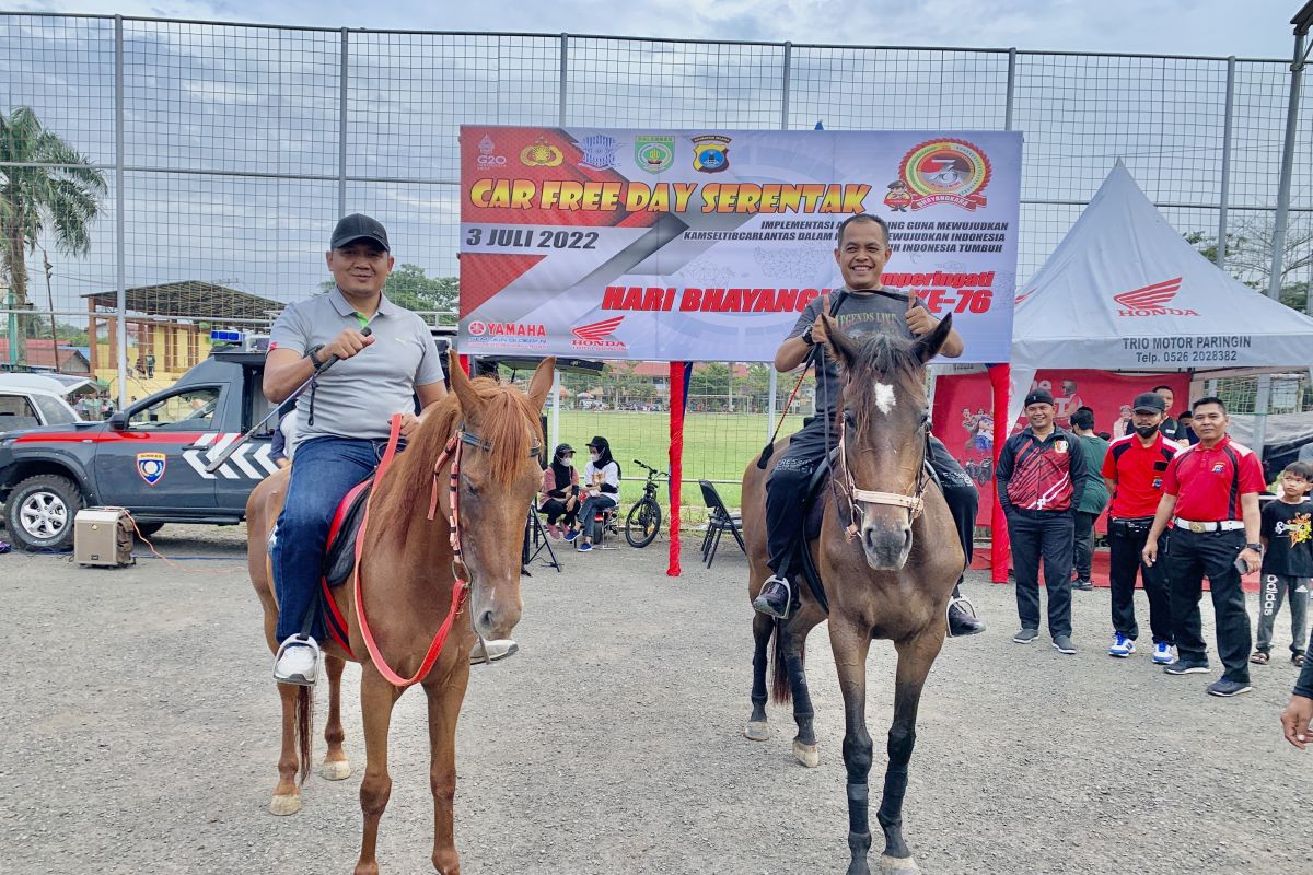 Polres Balangan meriahkan car free day dengan sejumlah pelayanan