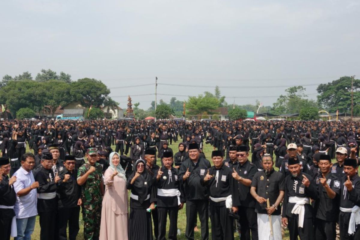 Bupati Lampung Tengah hadiri satu abad Tarate Setia Hati