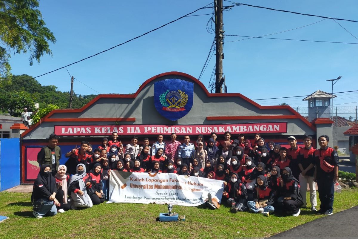 52 mahasiswa Fakultas Hukum UMMI studi lapangan di Lapas Nusakambangan