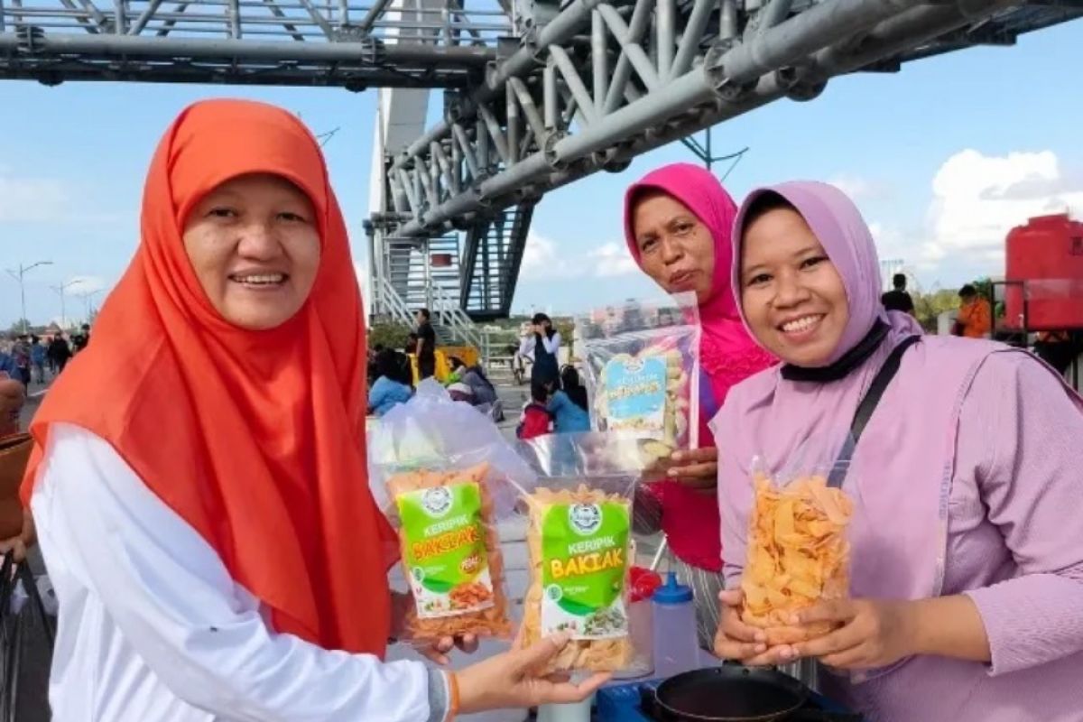 Festival Food Truck dan UMKM ramaikan CFD di Jembatan Suroboyo