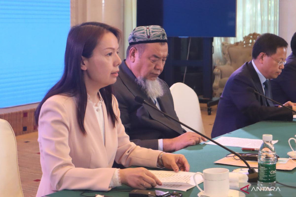 Xinjiang University rilis laporan situasi kerja berbagai etnis