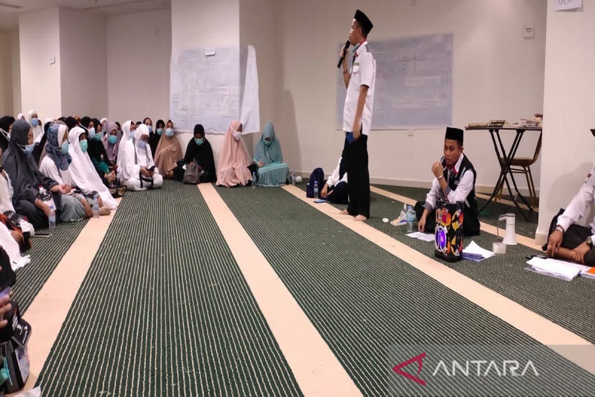 Jelang wukuf Arafah, PPIH Kendari matangkan bimbingan manasik calpn haji