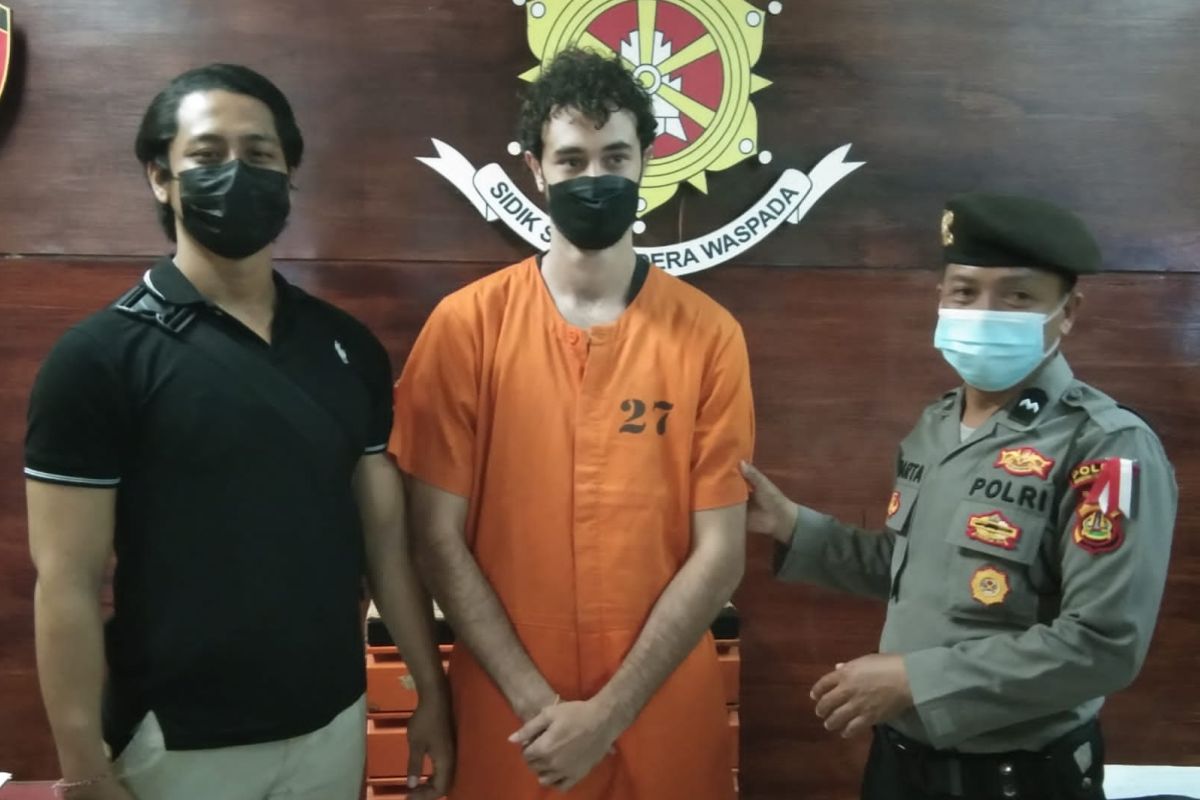 Polisi tangkap WN Brazil bawa Ganja dari Thailand