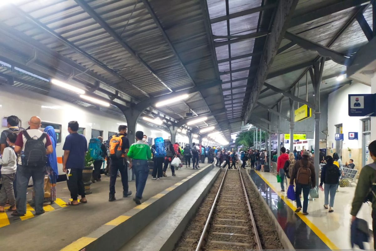 Liburan sekolah dongkrak okupansi penumpang kereta di Daop Jember