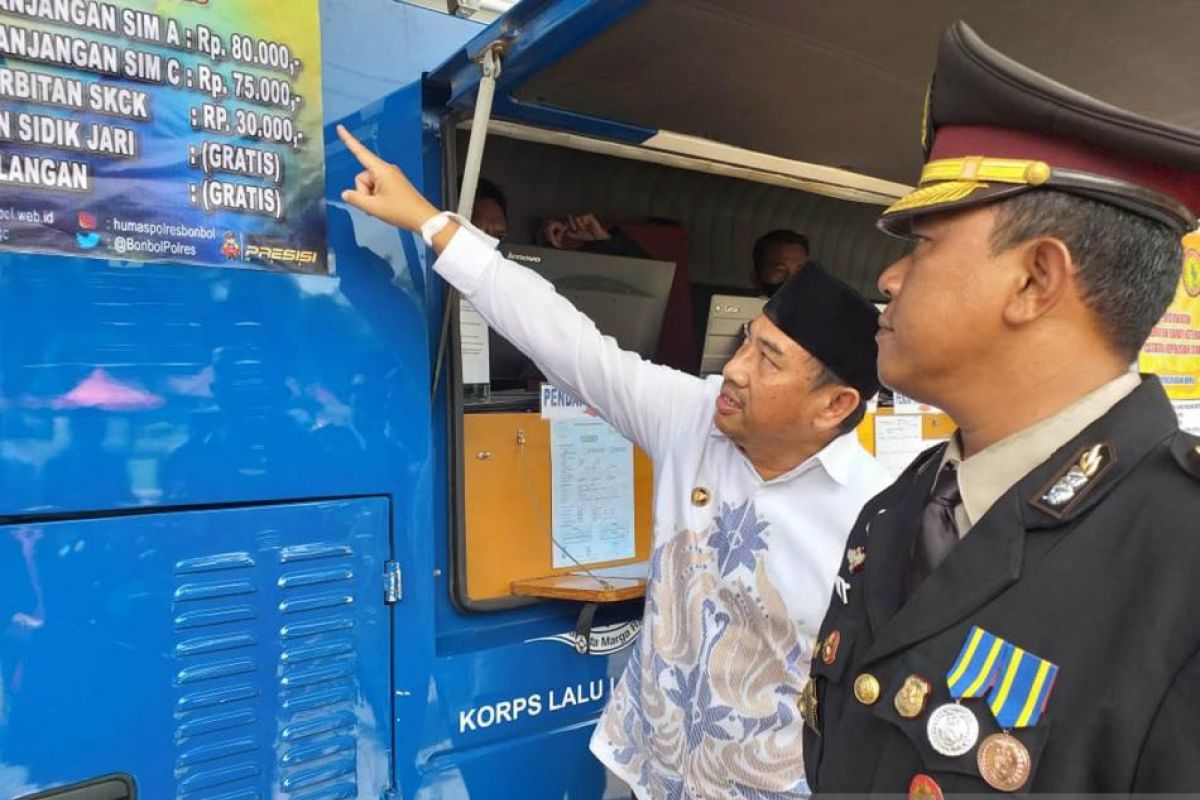 Bupati apresiasi mobil pelayanan keliling Polres Bone Bolango