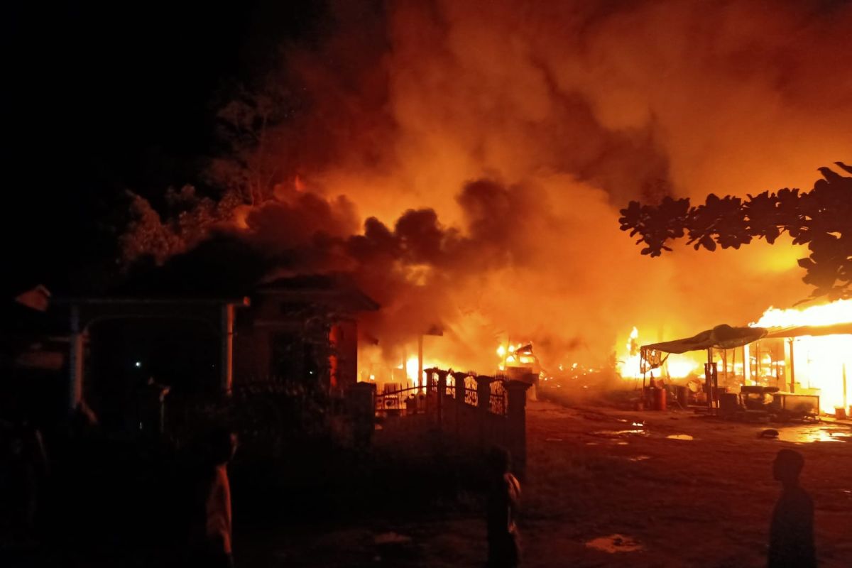 Pangkalan LPG di Muara Komam Kabupaten Paser terbakar