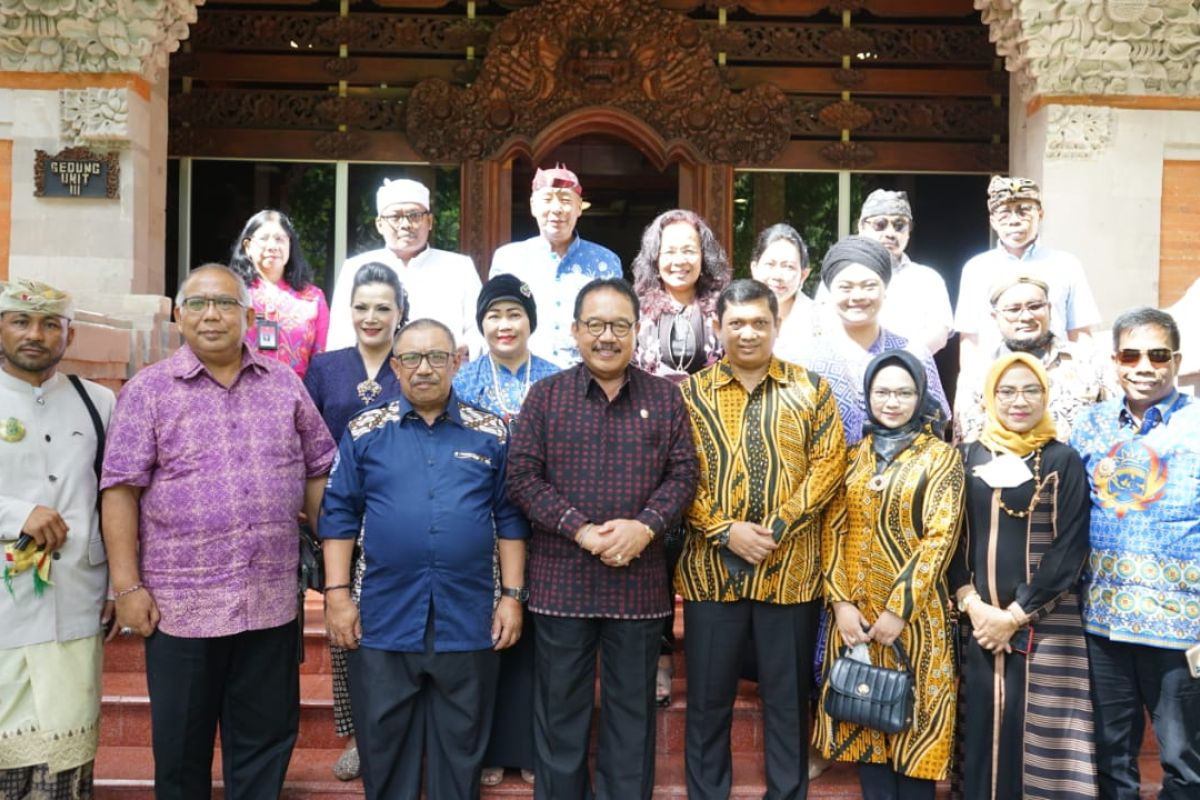 Raja seluruh Indonesia dan dunia akan kumpul di Bali