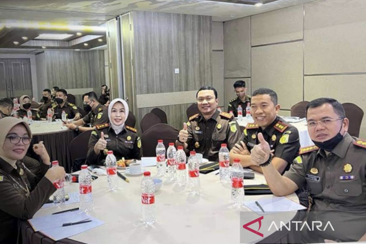 Kejari Inhu raih prestasi kinerja terbaik se-Riau