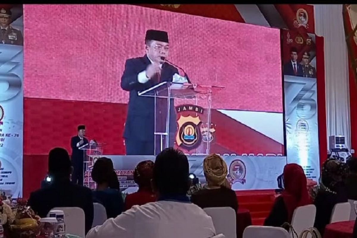 Gubernur Jambi apresiasi Polri sudah rekrut pemuda SAD