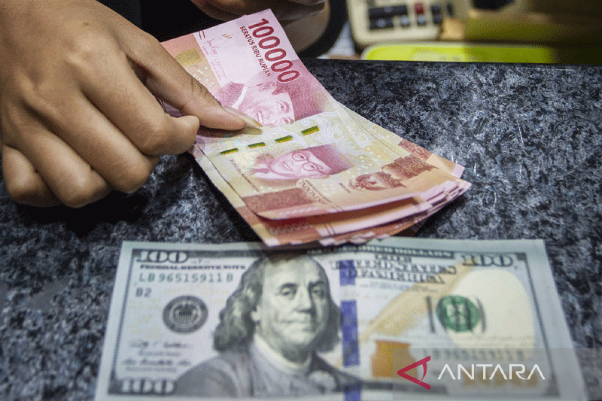 Rupiah dibuka menguat dibayangi kekhawatiran resesi