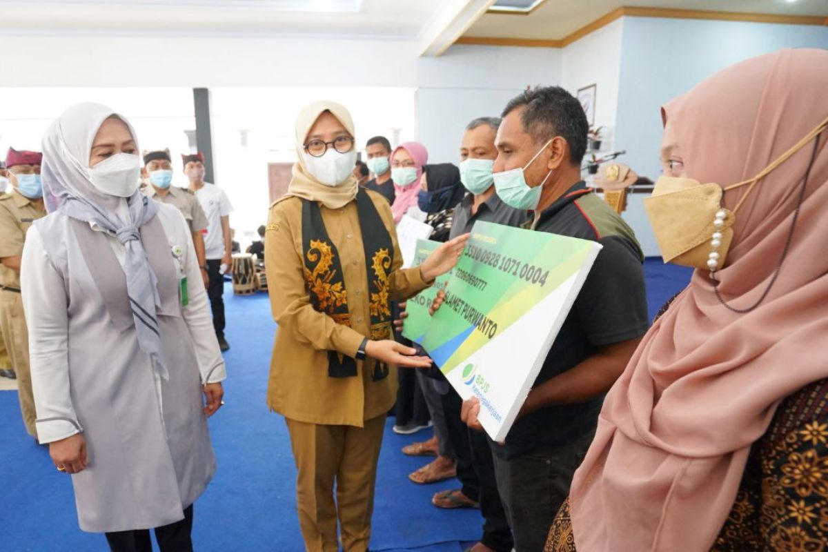 Sebanyak 5.000 nelayan Banyuwangi peroleh asuransi jiwa gratis