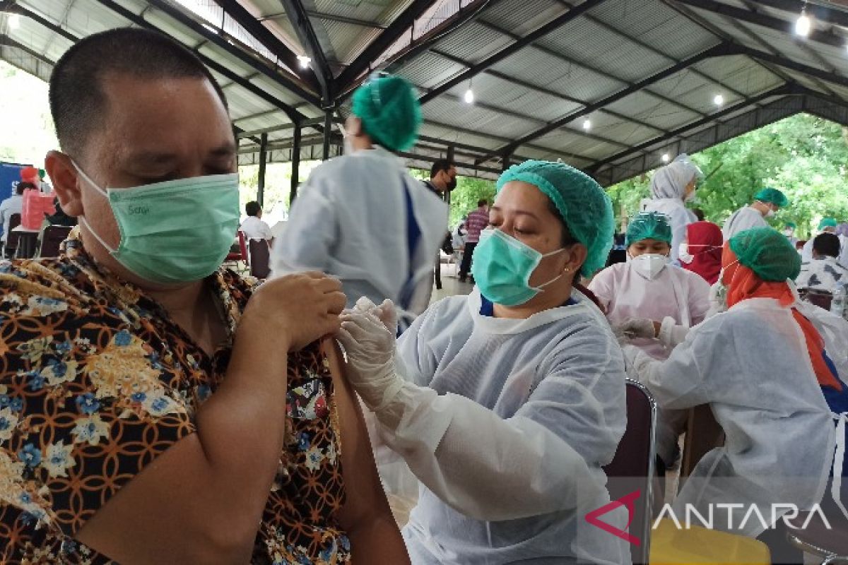 Dinkes: 19,67 persen warga Sumut sudah vaksinasi COVID-19 booster