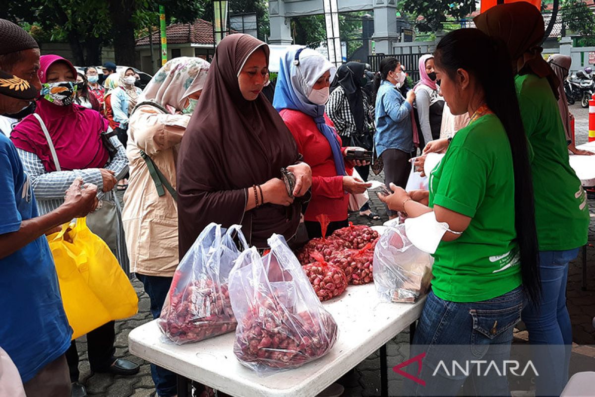 Pemprov DKI-Kementan gelar pasar murah bawang dan cabai