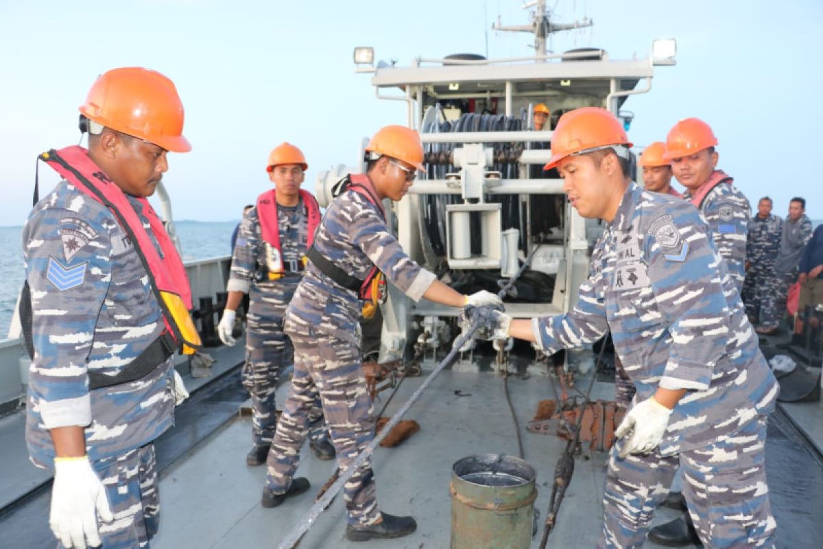 Waspada, ada latihan perang ranjau laut di Selat Riau Kepri