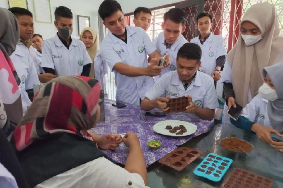 Mahasiswa Polbangtan ciptakan peluang usaha dari produk olahan coklat