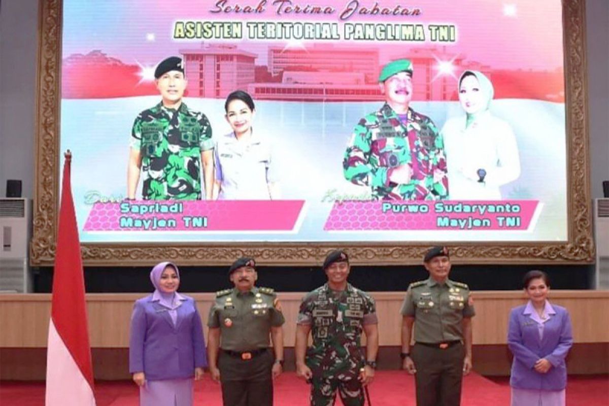 Mantan Danrem 102 PP Mayjen TNI Purwo Sudaryanto jabat Asisten Teritorial Panglima TNI