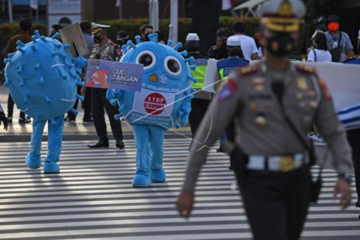 Gelombang lanjutan mengintai saat fluktuasi kasus COVID-19