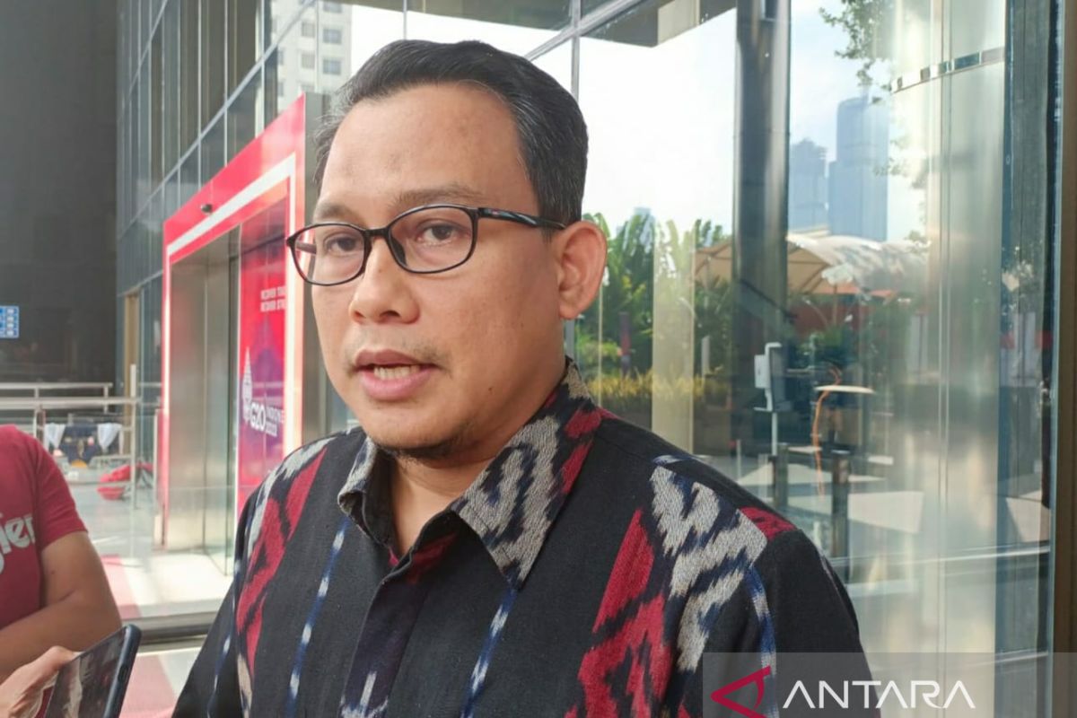 KPK tanyakan dugaan aliran uang ke keluarga mantan sekretaris Majelis Agung