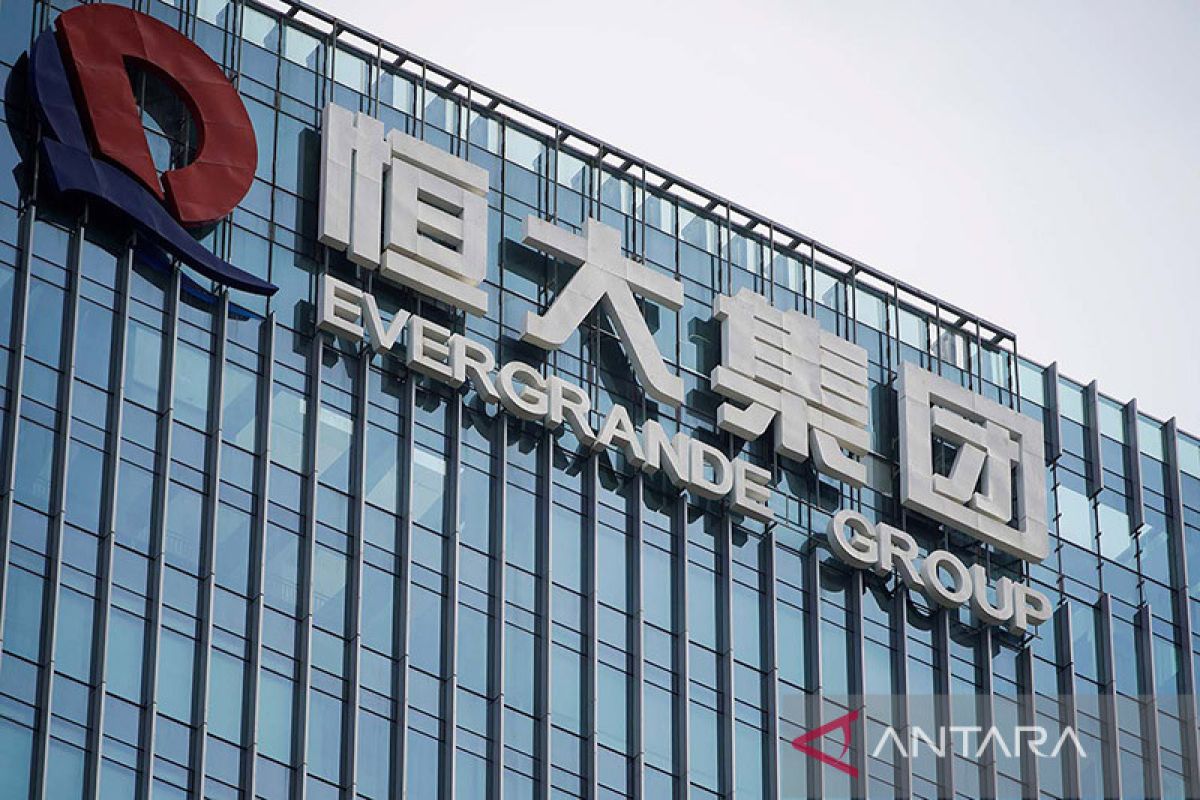 Unit kendaraan listrik Evergrande mulai terima pesanan model pertama