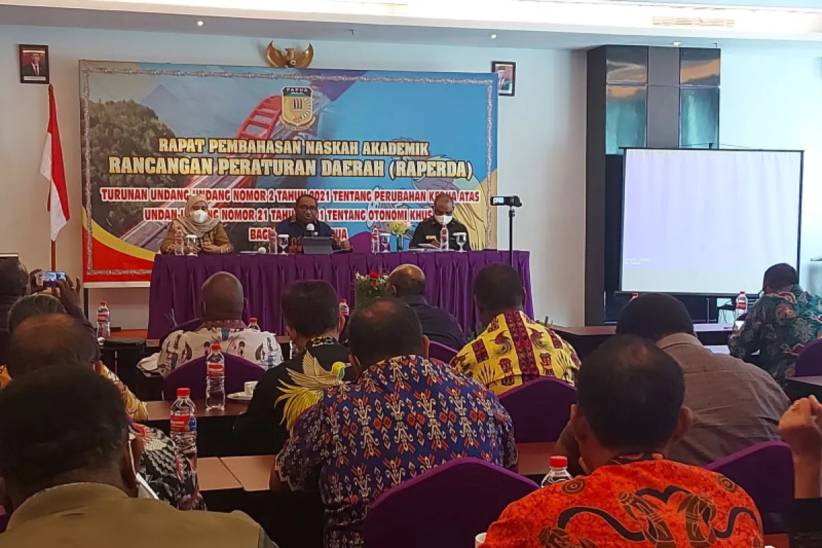 Pemprov Papua gelar rapat bahas naskah akademik Raperda