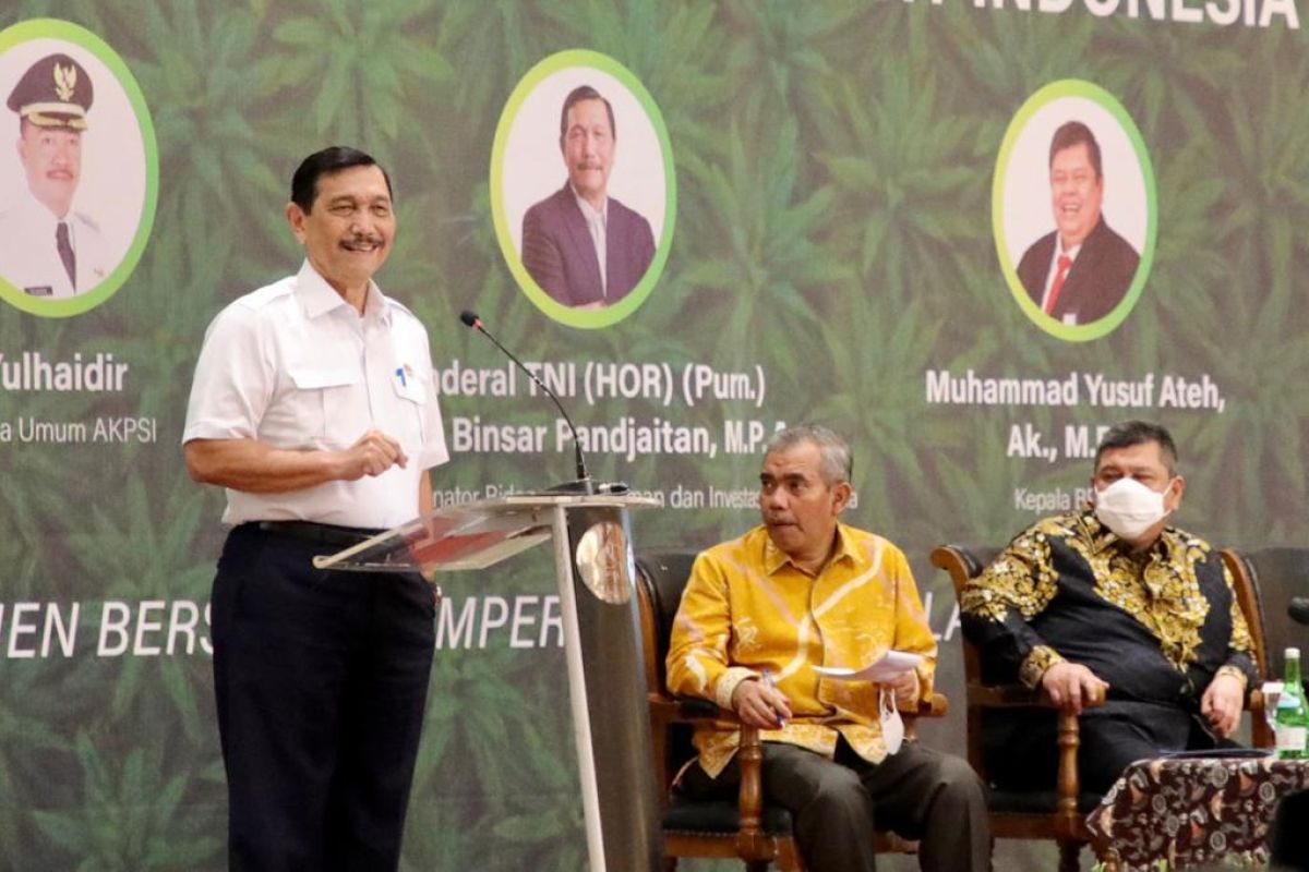 Gov't will continue to improve palm oil handling, assures minister