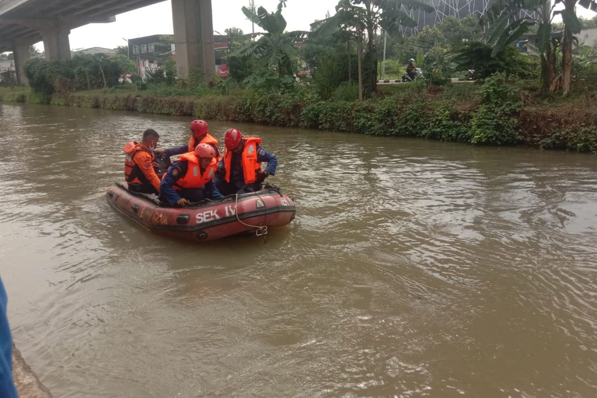 Korban tenggelam di Kalimalang ditemukan telah meninggal dunia