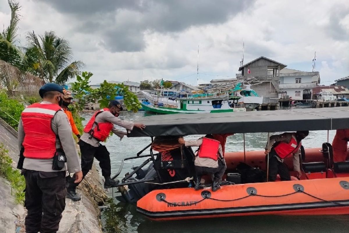 Pencaharian 15 ABK KM Setia Makmur di perairan Arafura diperluas