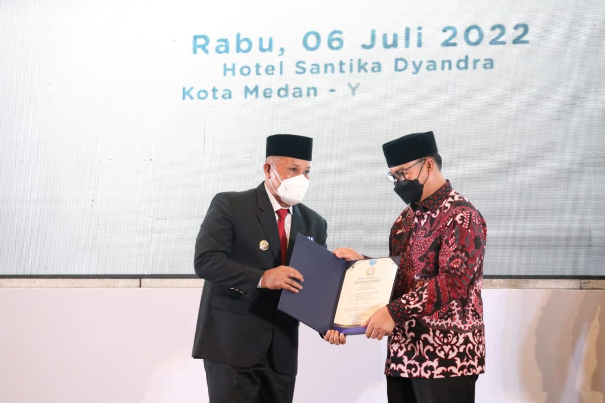 Bupati Lampung Selatan terima penghargaan dari BBKN Pusat