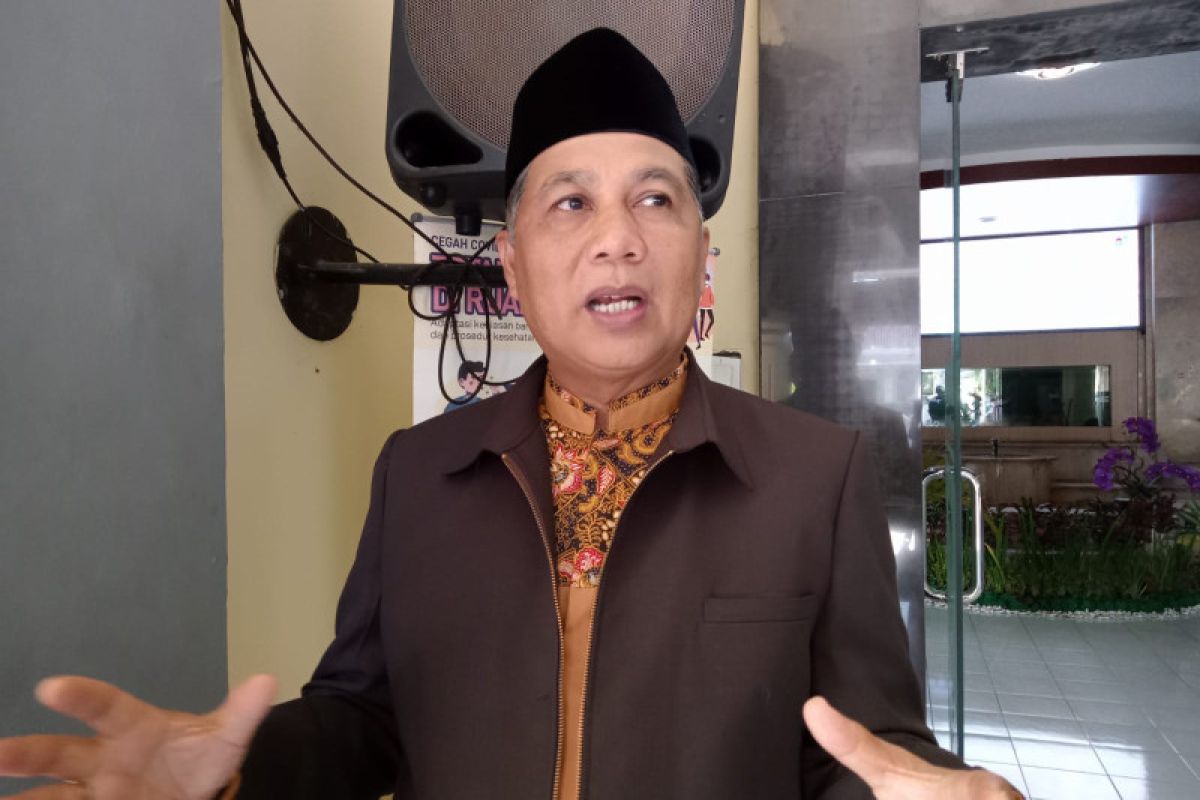 Belasan calon haji Mataram akan digantikan saat melempar jamrah