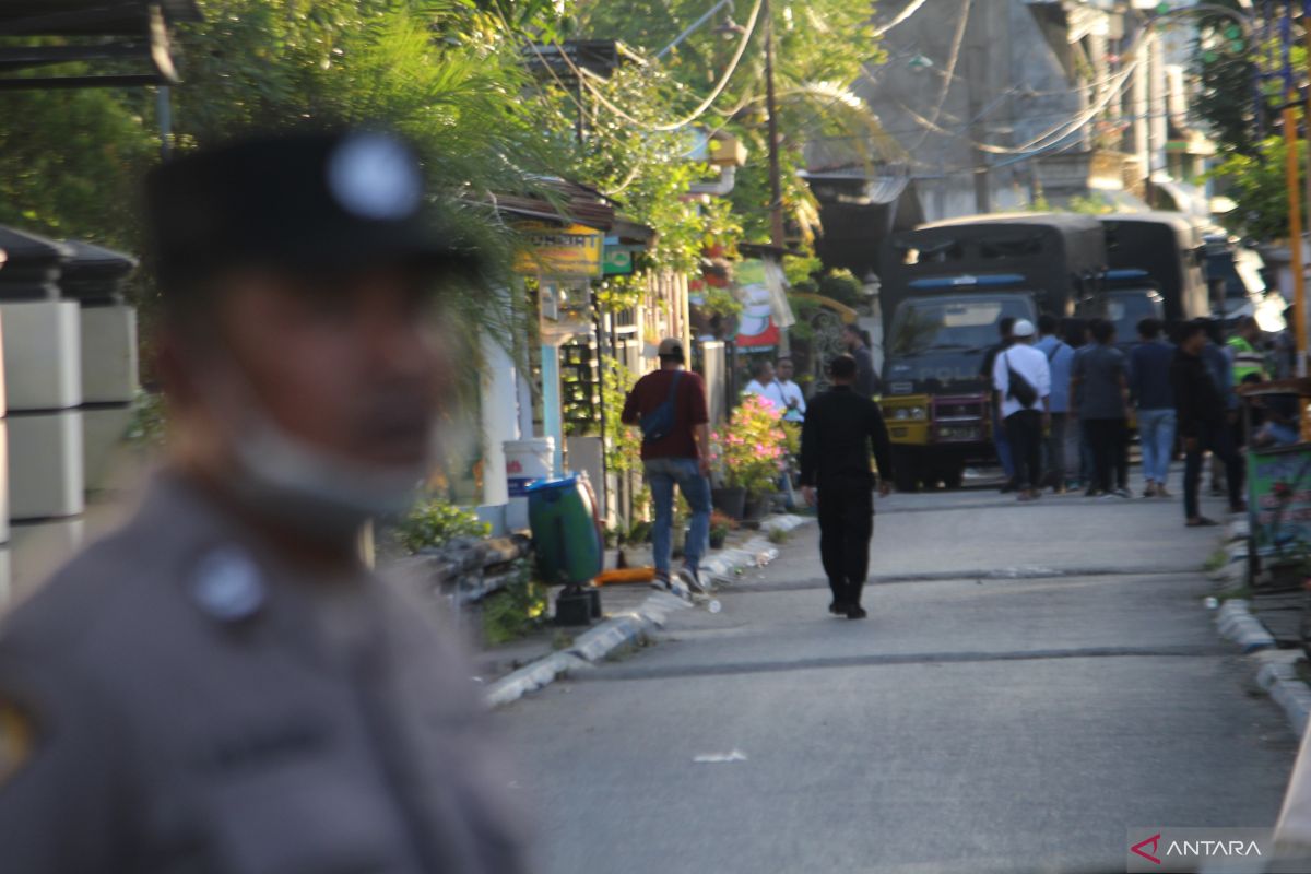 Cari tersangka pencabulan, polisi temukan banyak ruang rahasia di Pesantren Shiddiqiyah