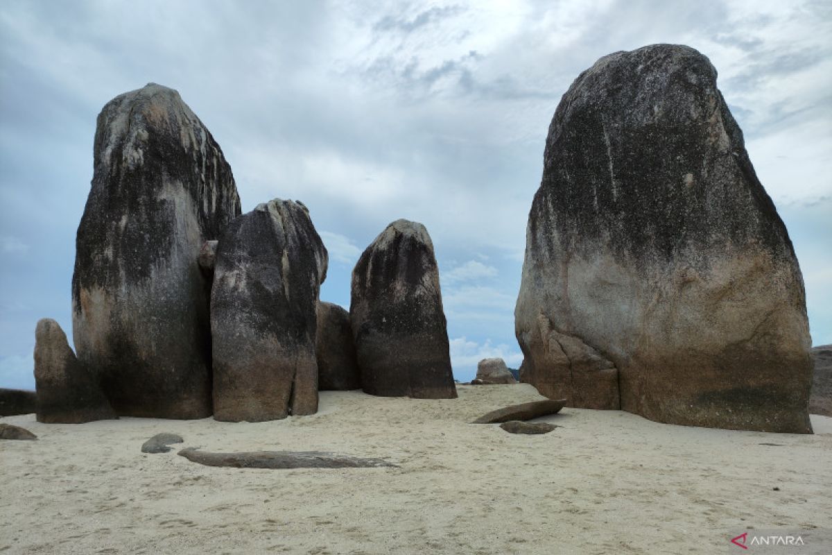 Menjelajah pesona Pulau Belitung dalam sehari