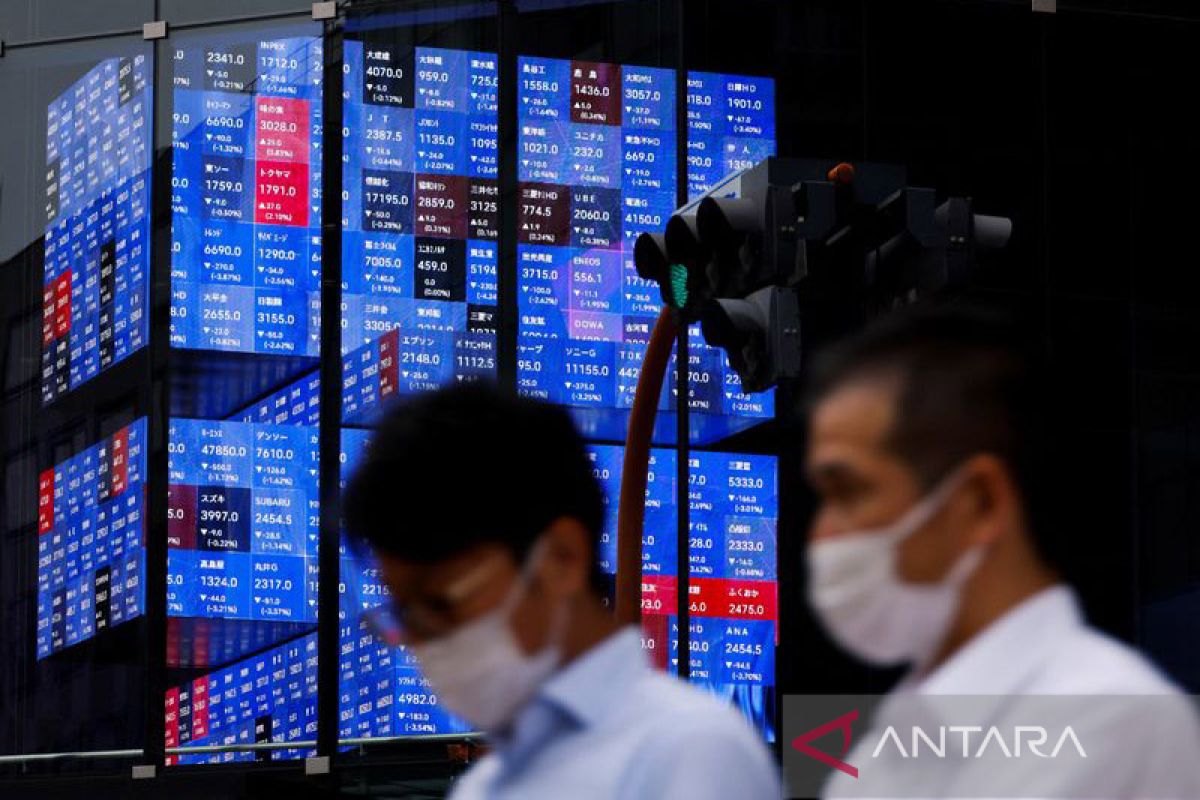 Saham Tokyo ditutup lebih rendah, tertekan data PDB AS yang negatif