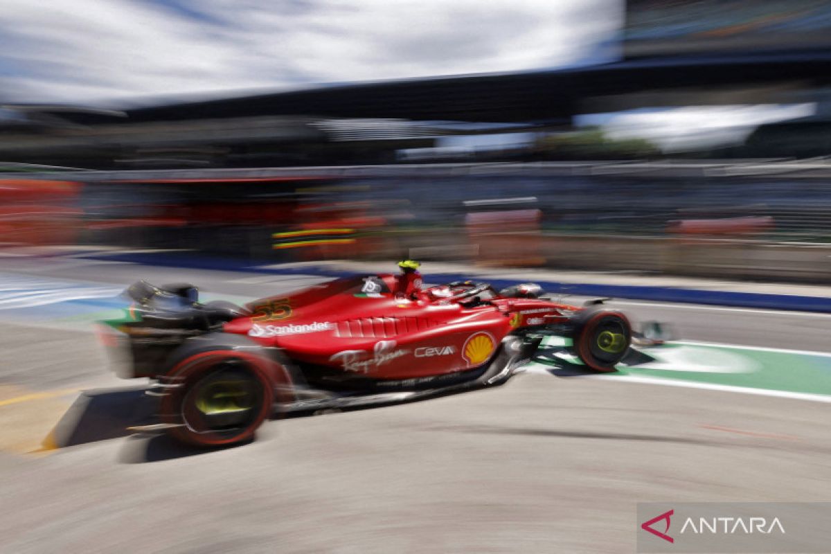 Ferrari pertimbangkan ganti mesin untuk mobil Sainz di GP Prancis