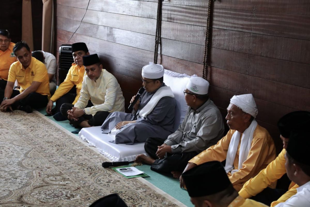 Orang tua Tuan Guru Besilam ternyata kader Golkar