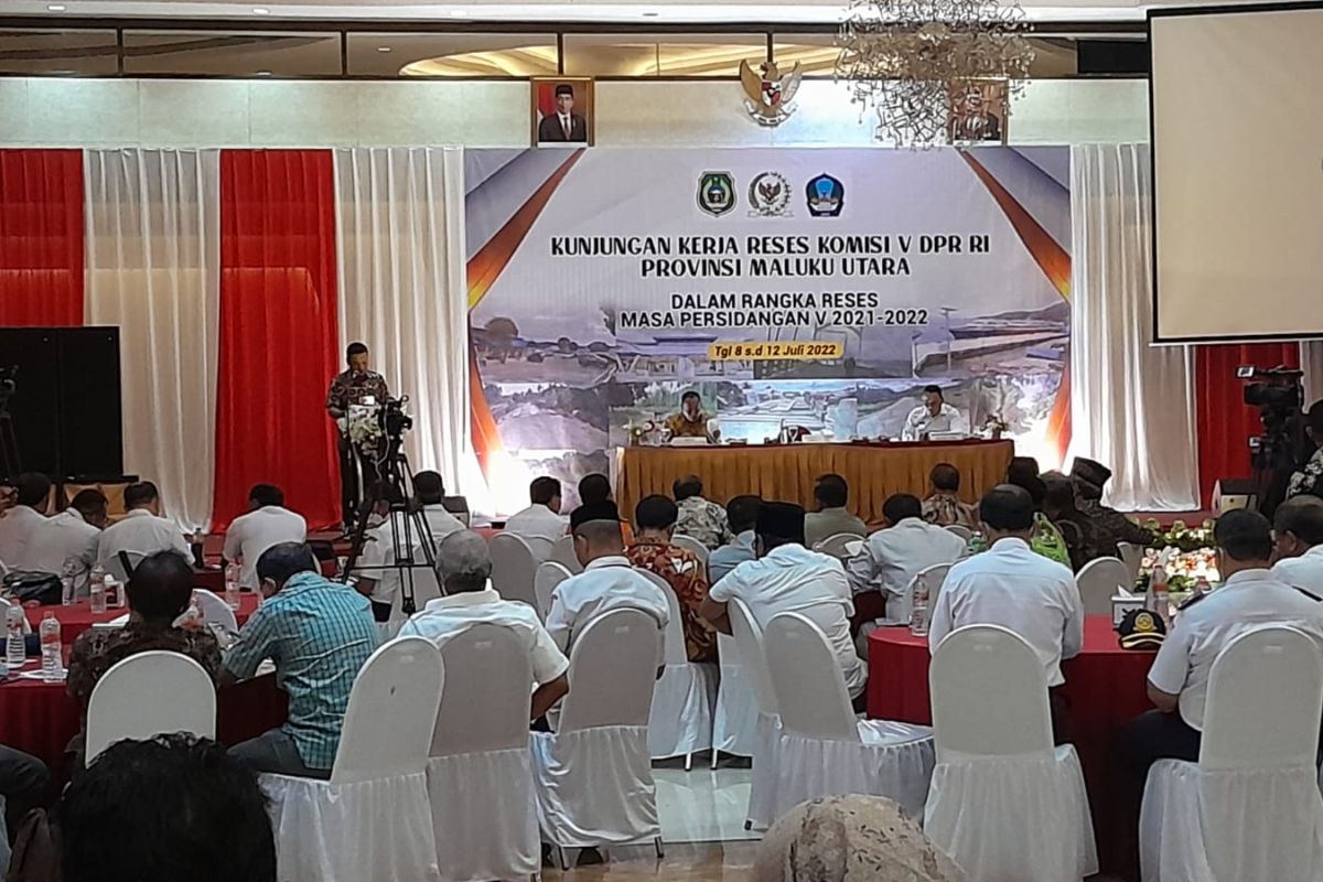 Sekprov Malut paparkan isu strategis di hadapan Komisi V DPR RI, perlu bantuan infrastruktur