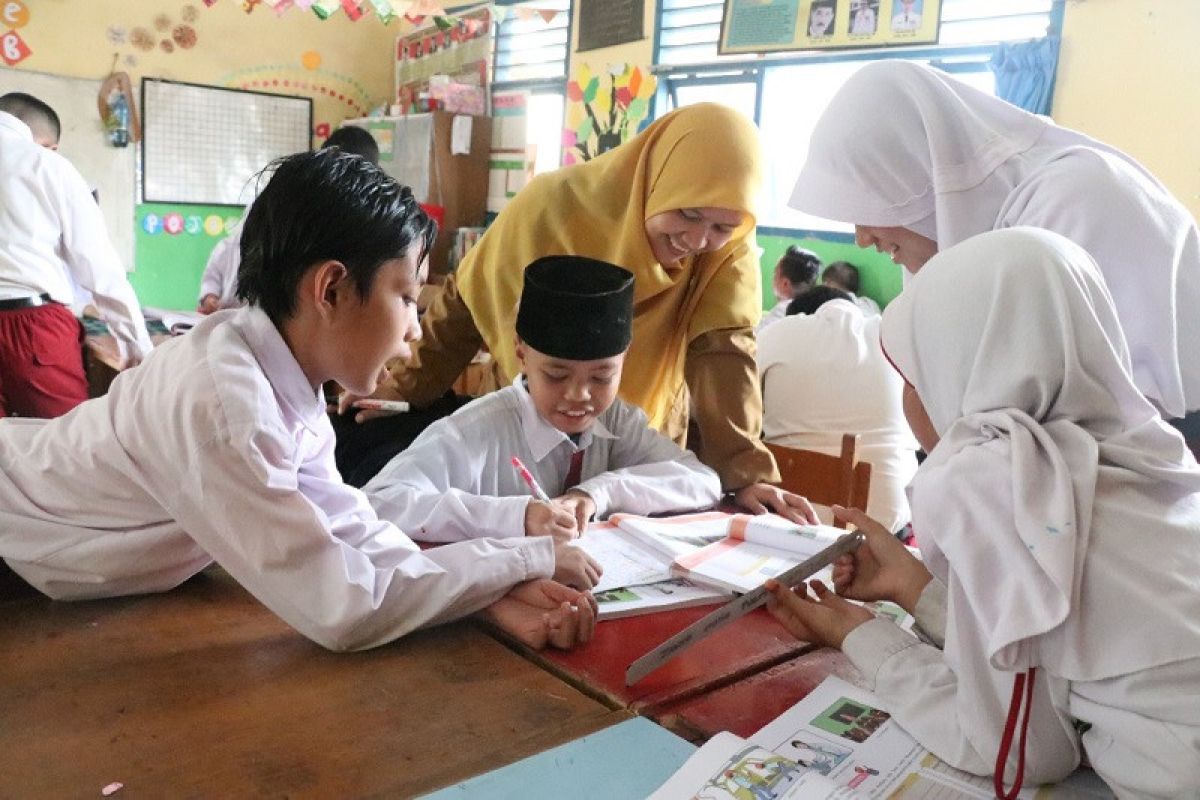 Tiga cara mudah mengolah data bagi siswa sekolah dasar