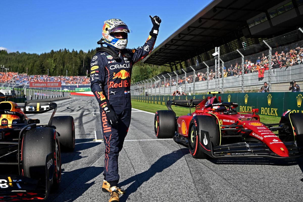 Verstappen rebut pole sprint race GP Austria, duet Mercedes kecelakaan