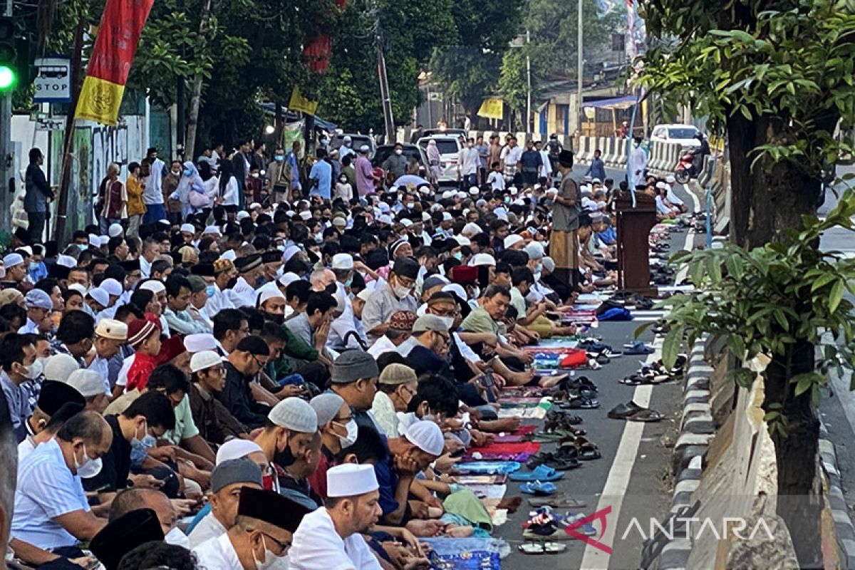 Ribuan orang antusias ikuti Shalat Id Muhammadiyah di Tanah Abang