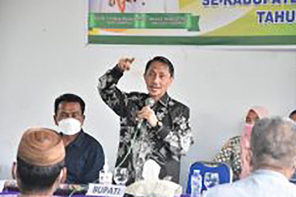 Bupati Gorontalo harap pemdes tingkatkan kinerja pembangunan