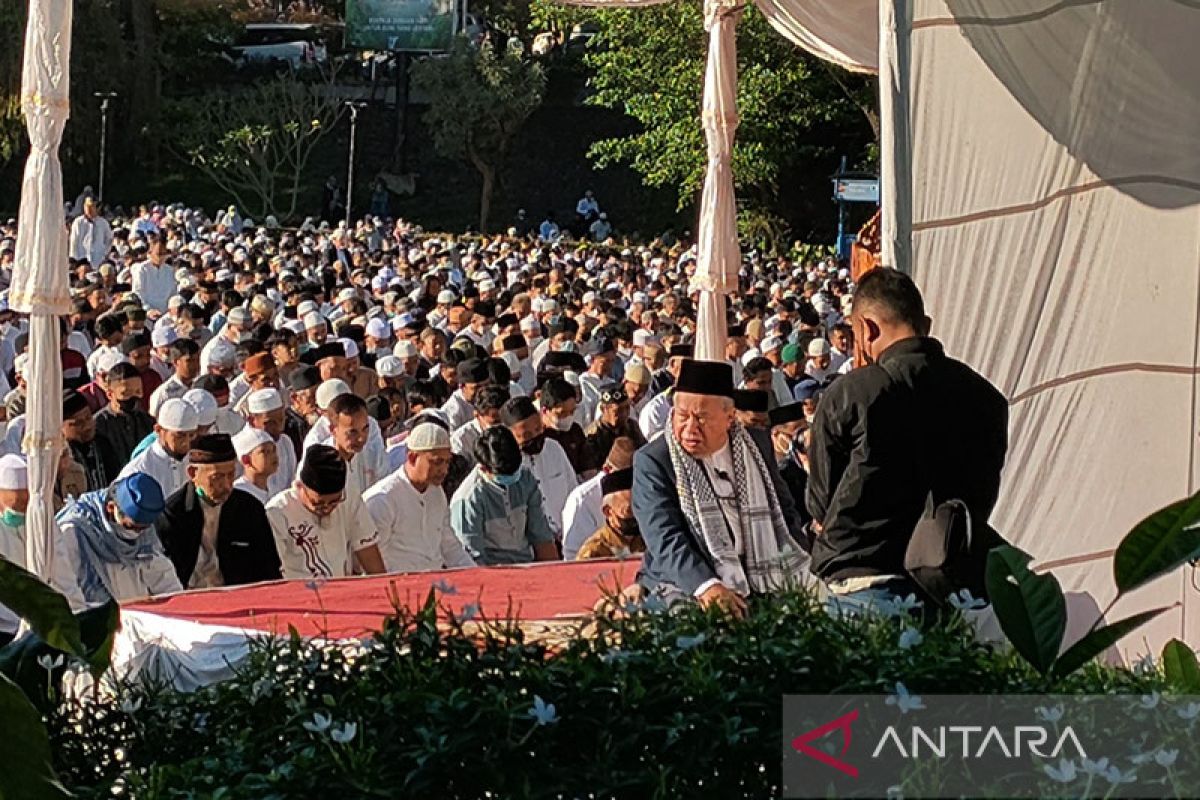 Jamaah Muhammadiyah shalat Idul Adha di Lapangan Sempur Bogor