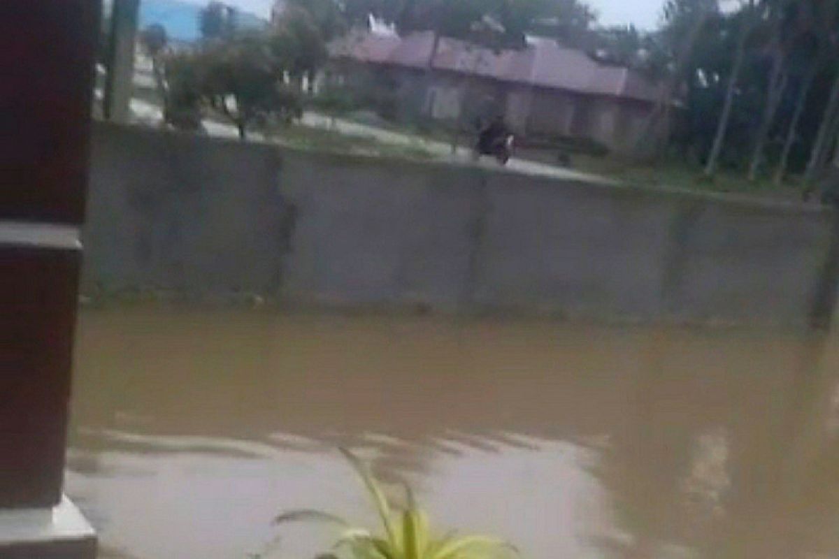 Desa Bega Kabupaten Poso Sulteng dilanda banjir