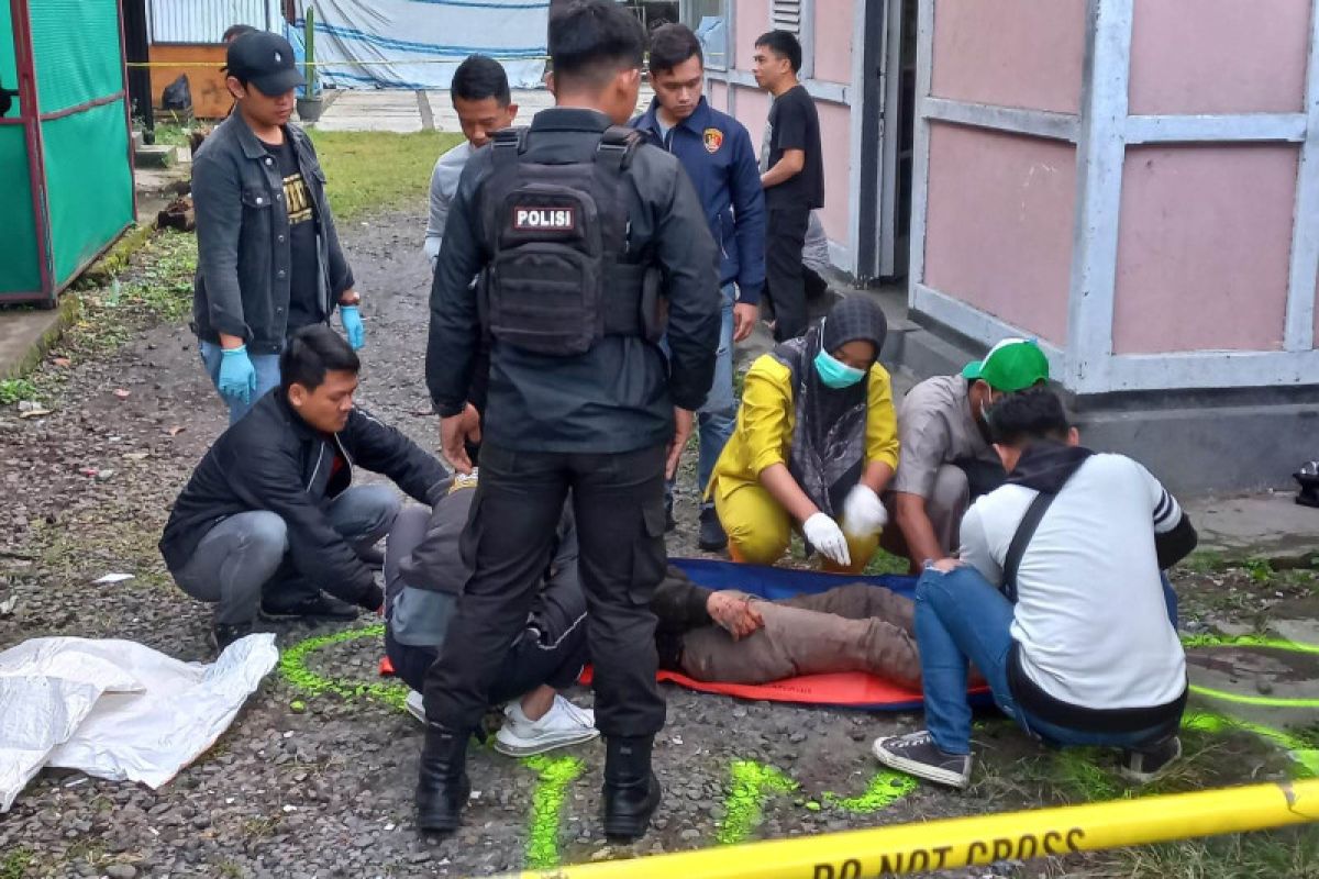 Polisi selidiki kasus pembunuhan tunawisma di warung lesehan Rejang Lebong