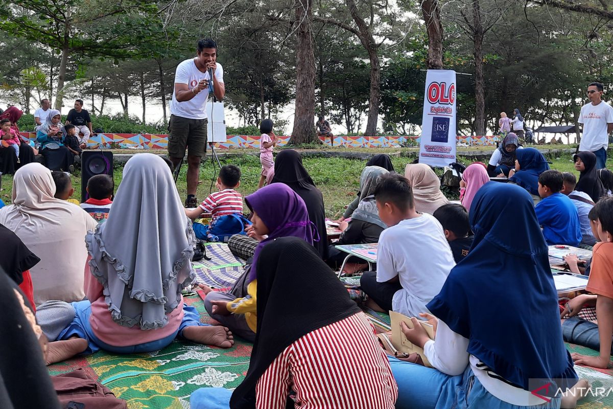 OLC latih anak Pariaman berbahasa Inggris sejak dini