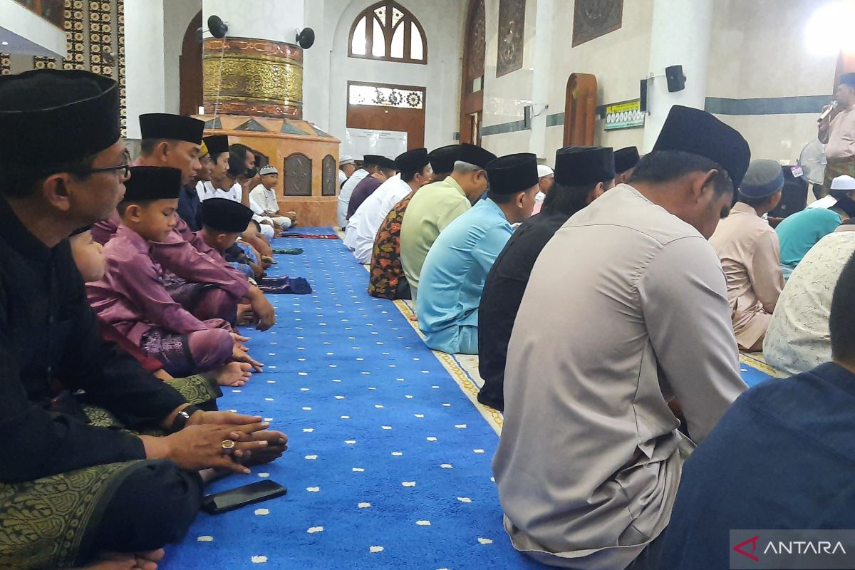Unik, Muhammadiyah dan NU rayakan Idul Adha bersamaan di Natuna